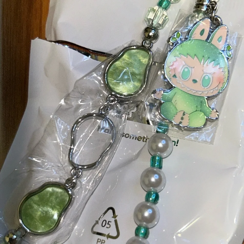 Brand New in Box THE MONSTERS Big Into Energy Phone Charm ‘SERENITY’